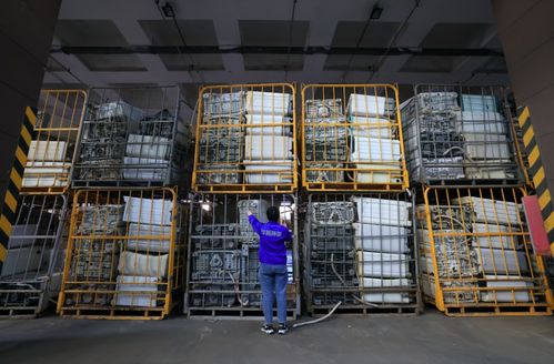 废旧家电回收之困 正规企业吃不饱，小区游商生意忙